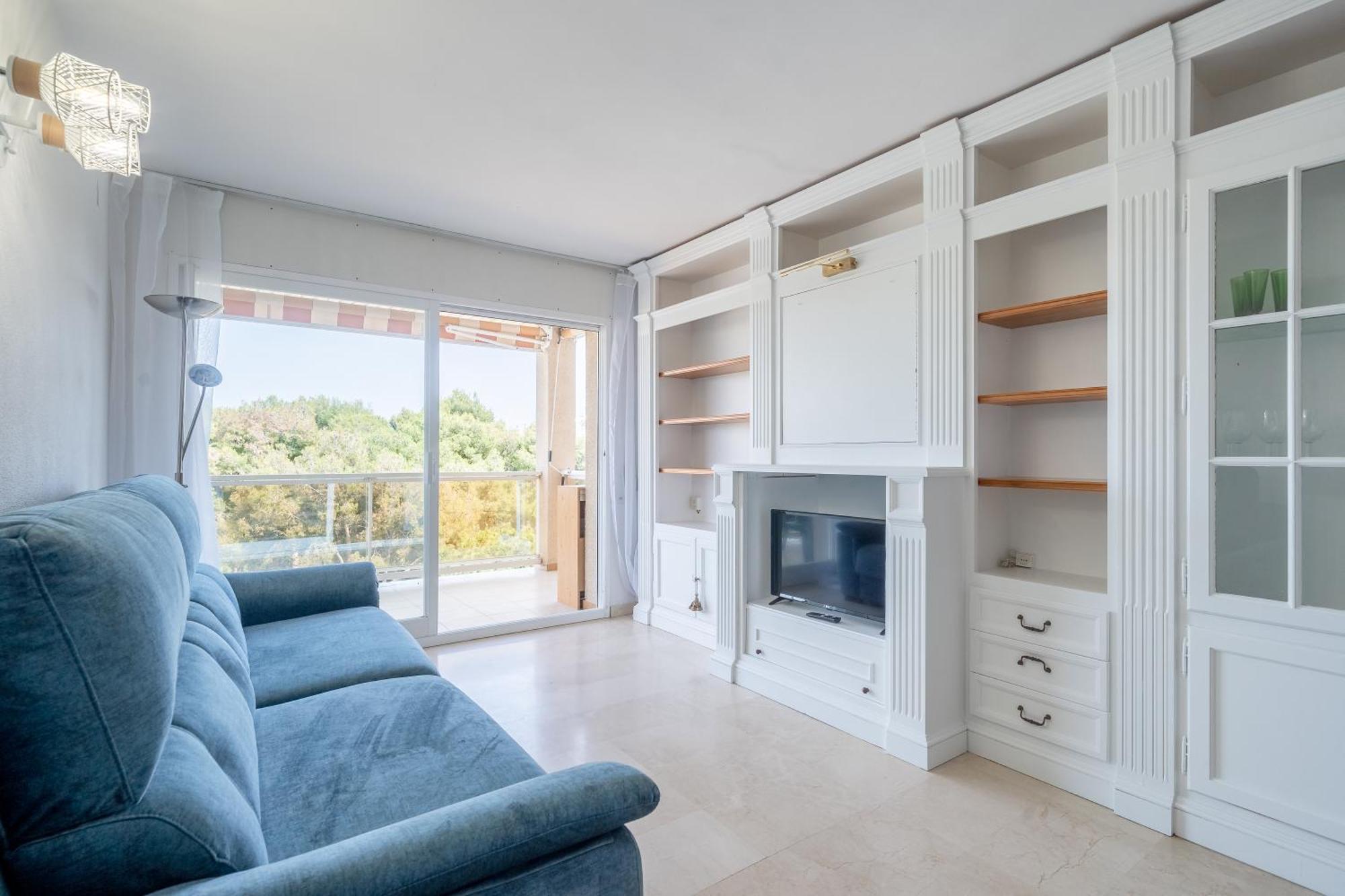 Rentalmar Central Park サロウ 部屋 写真